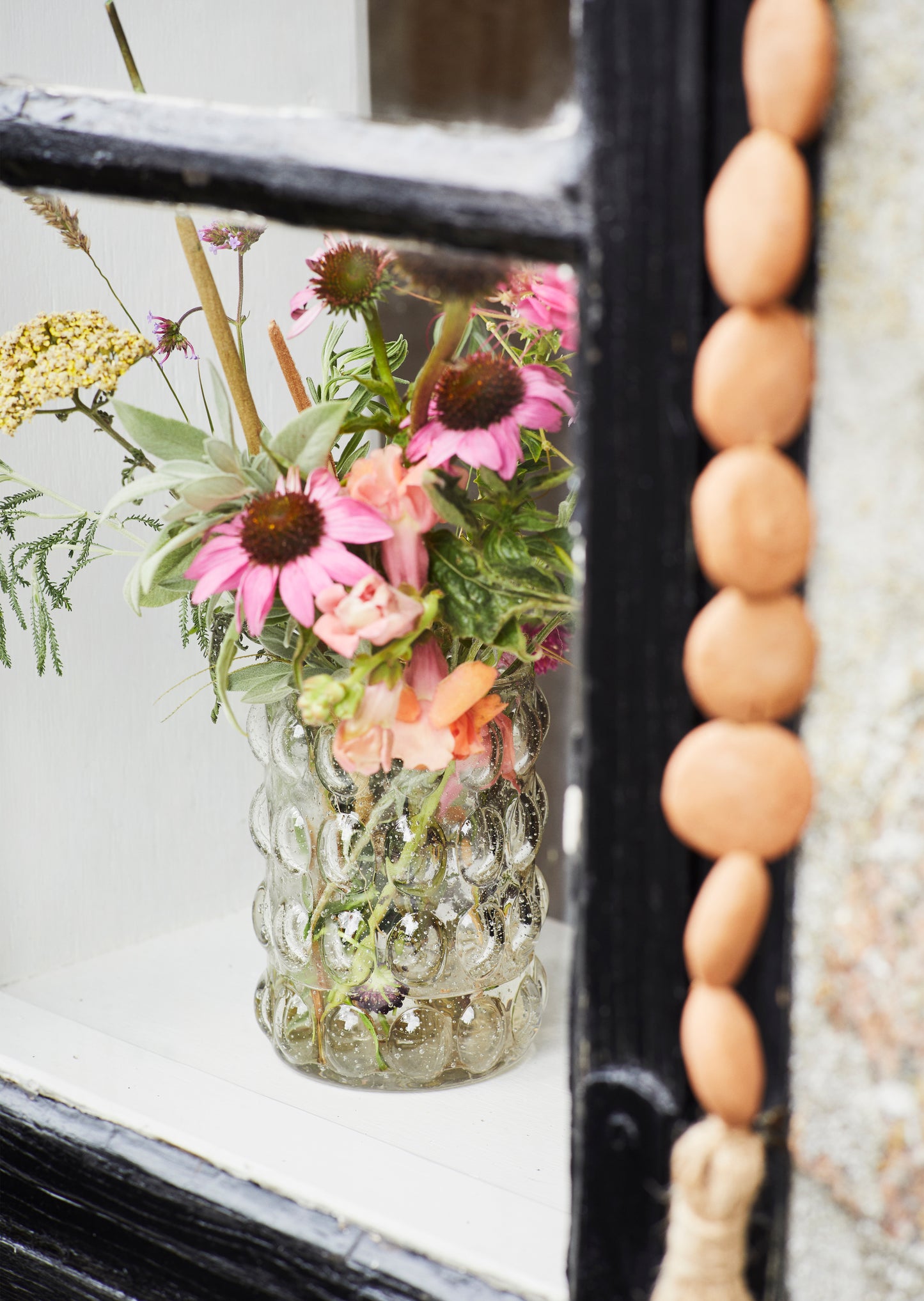 Glass vase with bubbles