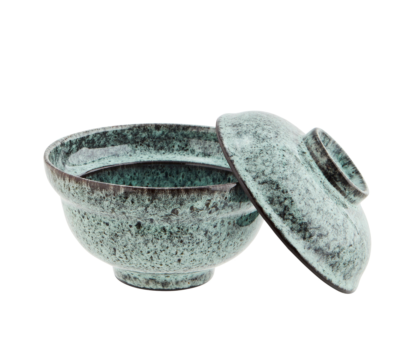Stoneware bowl with lid